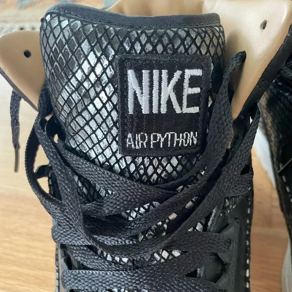 Nike Air Python Lux SP Sneakers - Black - Picture 10 of 13